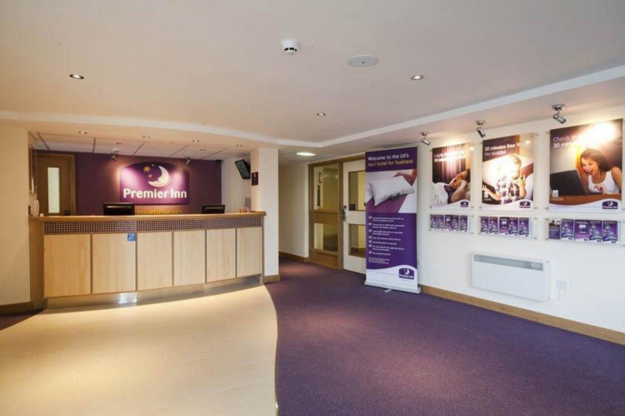 Premier Inn Glasgow Ньютон-Мернс Екстер'єр фото